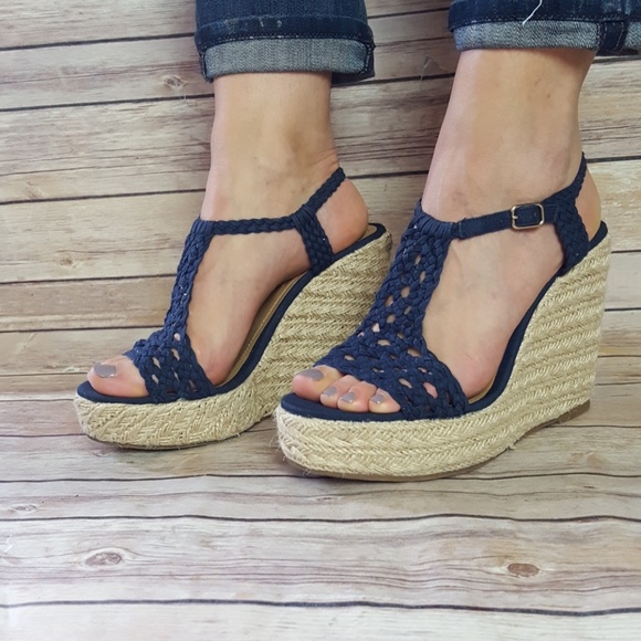 steve madden woven wedge